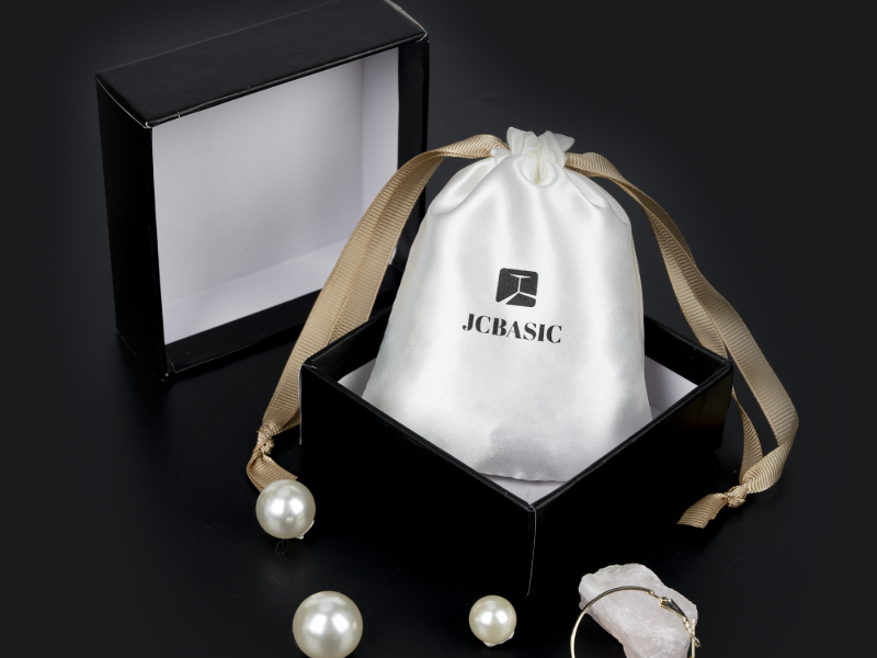 drawstring-satin@1x